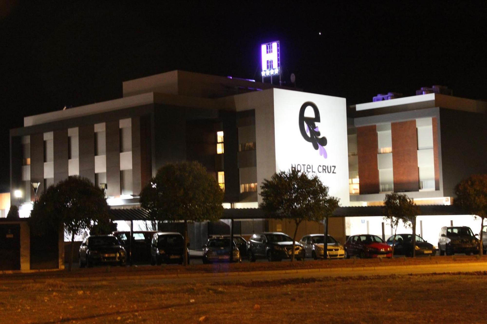 Escuderos Hotel Cruz Argamasilla de Calatrava Exterior foto